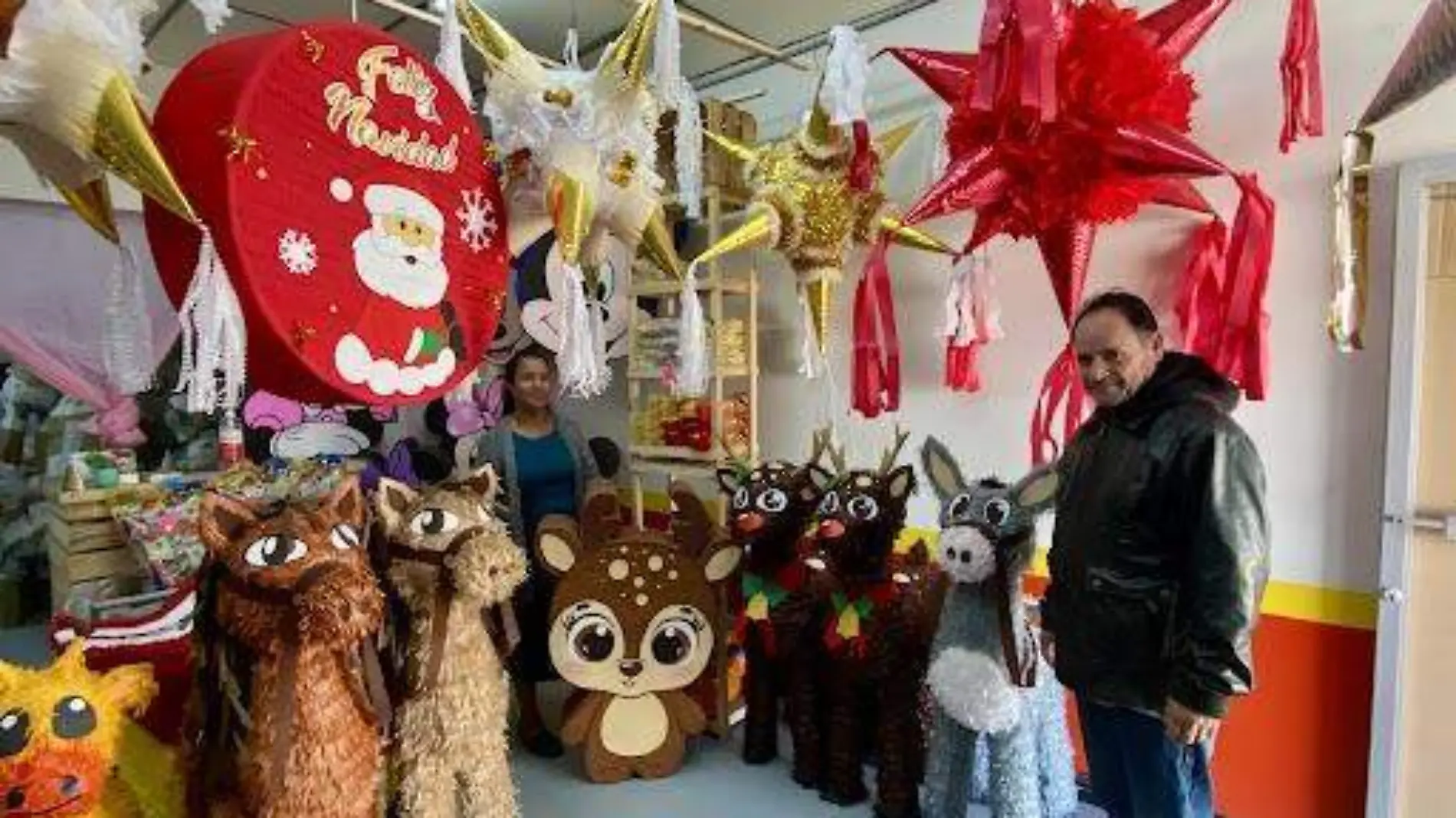 En este mes tienen gran demanda las piñatas alusivas a la celebración de la Navidad